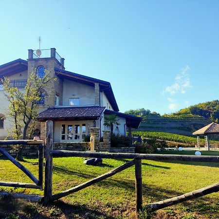 Loaz Relais Agriturismo Apartment Loazzolo Екстериор снимка